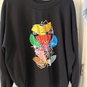 Lululemon, size 14, Perfectly Oversized Crew
Pride